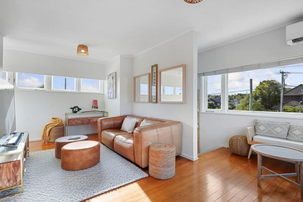 Amazing Home By Beach - Fully Aircon-Ed - Wifi Auckland Exterior photo